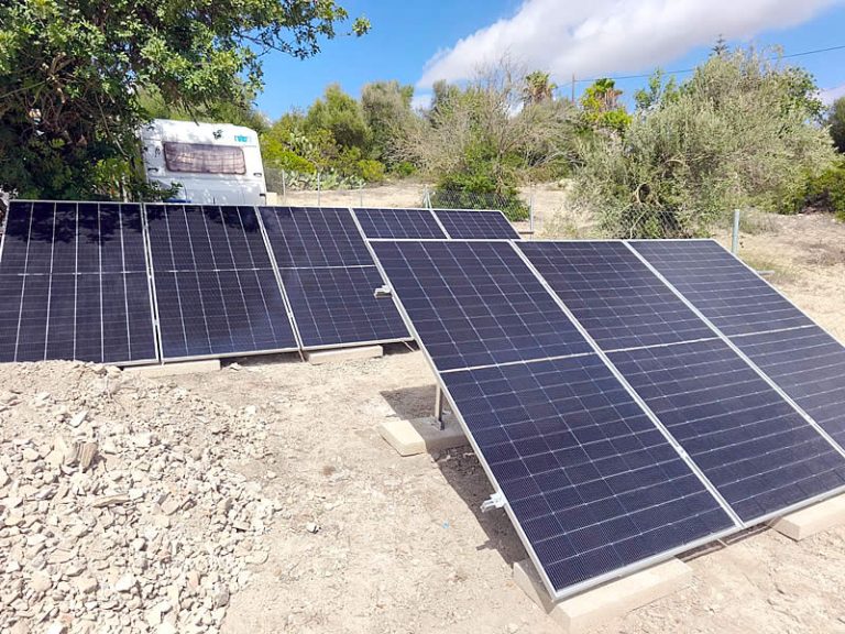 Villafranca, Instalación Solar Aislada De 4,6kw Con Batería Solar Hinaess de 10kwh (2)